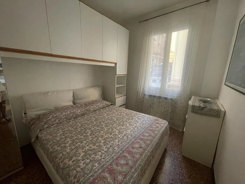 La Murena Rapallo 0*,